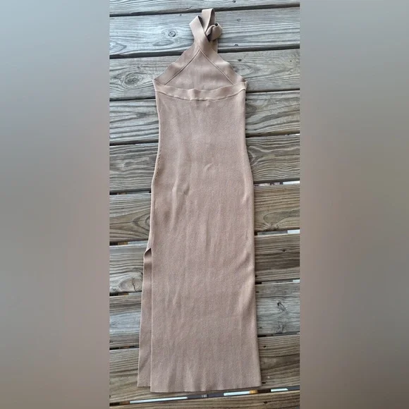 Wilfred Aritzia Ribbed Halter Midi Dress | Bodycon Slit Neutral - Picture 3 of 5